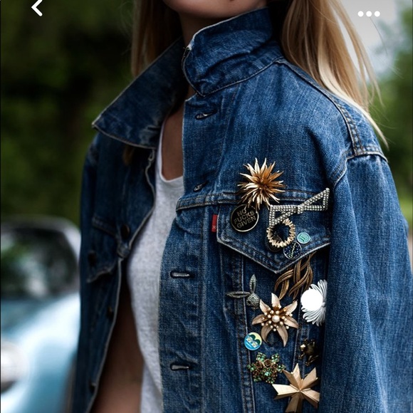 Vintage Gold plated Classic filagree Brooch - Picture 6 of 8